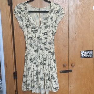 floral print day dress
